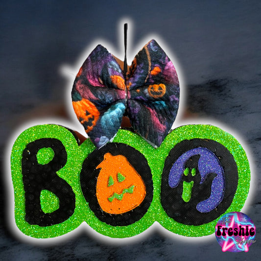 BOO