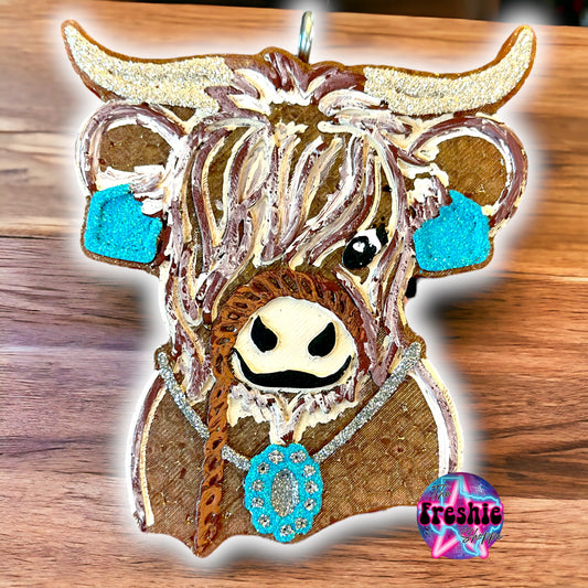 Cow w/ necklace